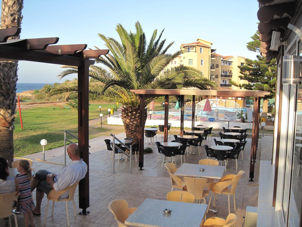 Astreas Beach Hotel Apartments Protaras Exterior photo